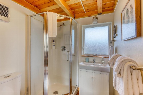 Sequoia Cottage image 3
